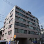 【トキワ外土居ビル】4階15.48坪 熱田区外土居町、平面駐車場のあるオフィスビル