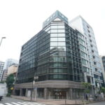 【第14KTビル】5階45.00坪 中区丸の内1丁目、閑静な立地のガラス張りお値打ち・駅近ビル