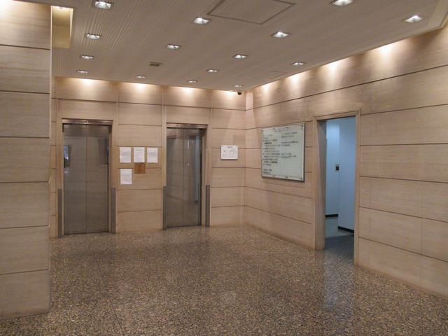 栄２　アーク白川公園　エレベーターホール